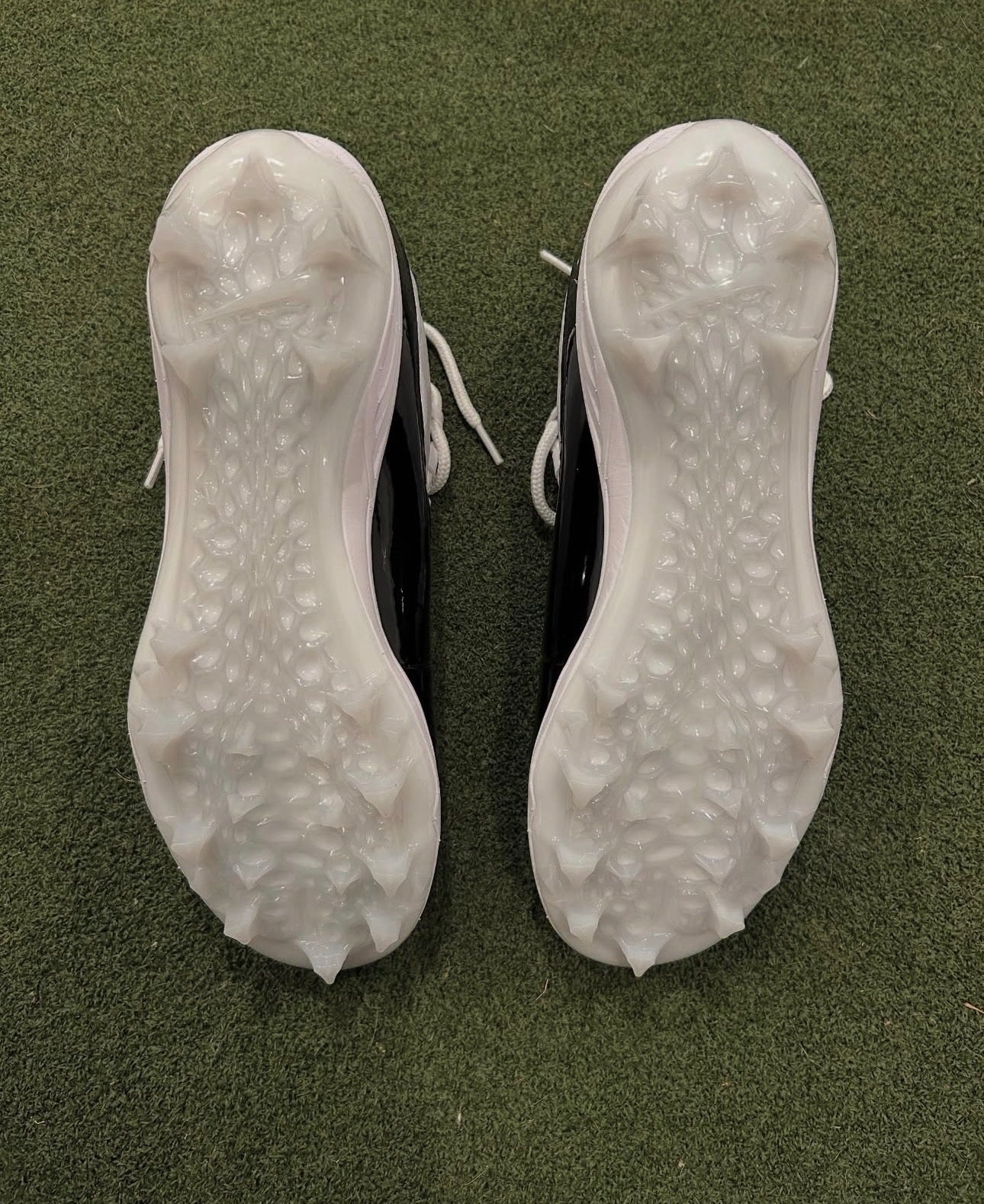 Jordan 11s football cleats